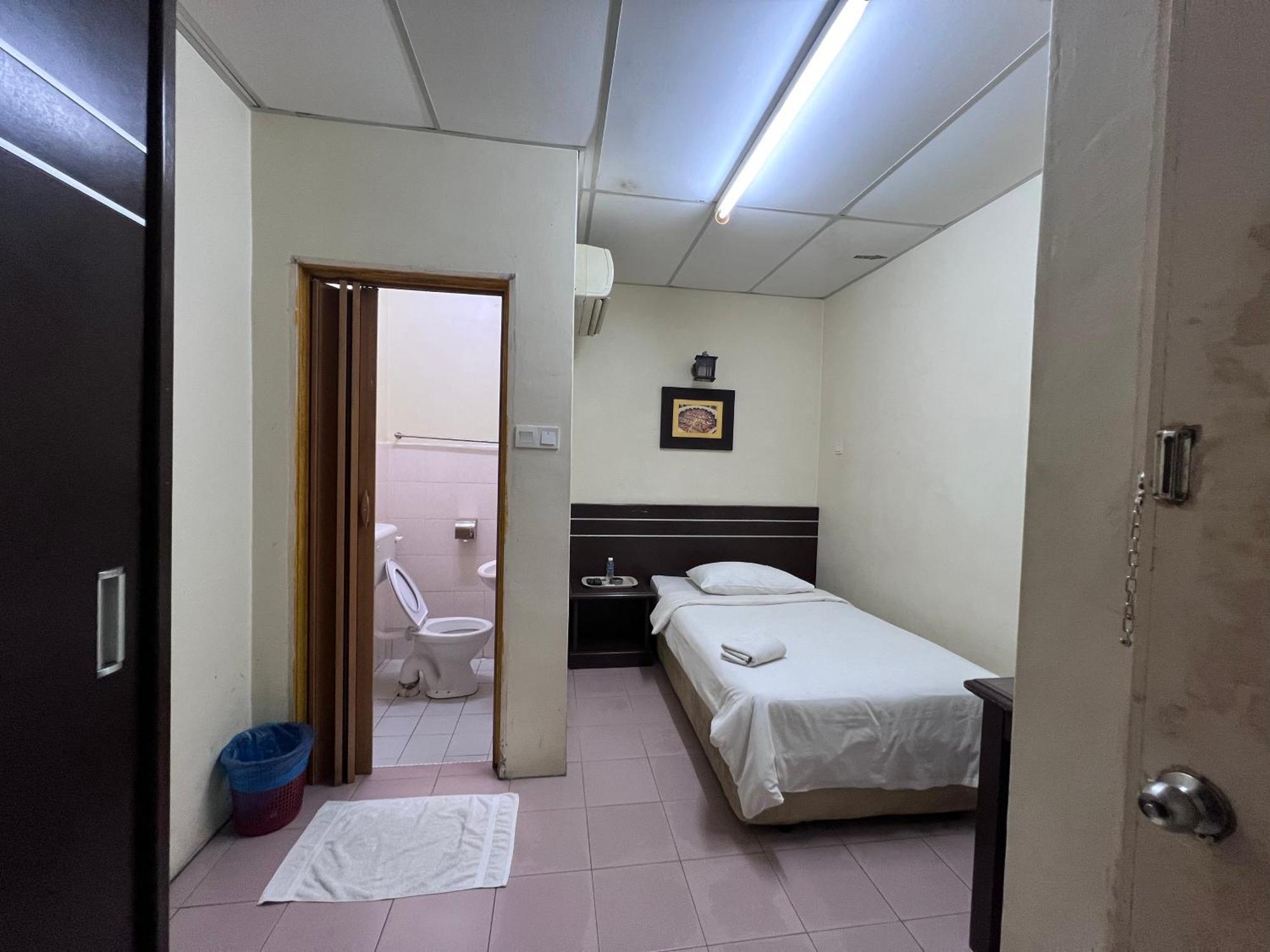 Seri Kemaman Inn, Chukai Terengganu Exterior photo